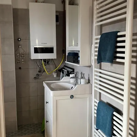 Red Stone Palkoeve 200m A Balaton Parttol Kilatassal Apartment *