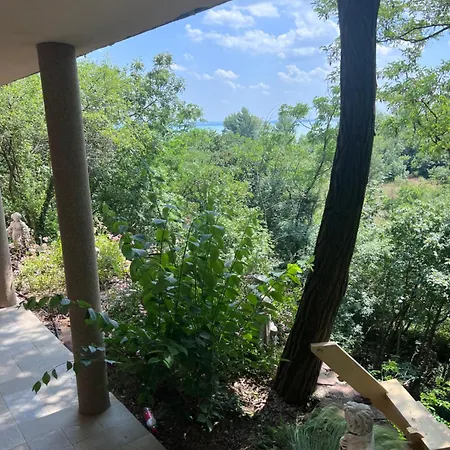 Red Stone Kővágóörs-pálköve Egész évben - 200m A Balaton Parttól Kilátással *