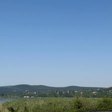 Apartament Red Stone Palkoeve 200m A Balaton Parttol Kilatassal